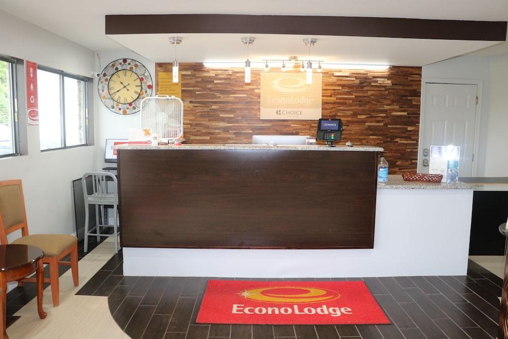 Red Roof Inn Walton - Richwood Bagian luar foto