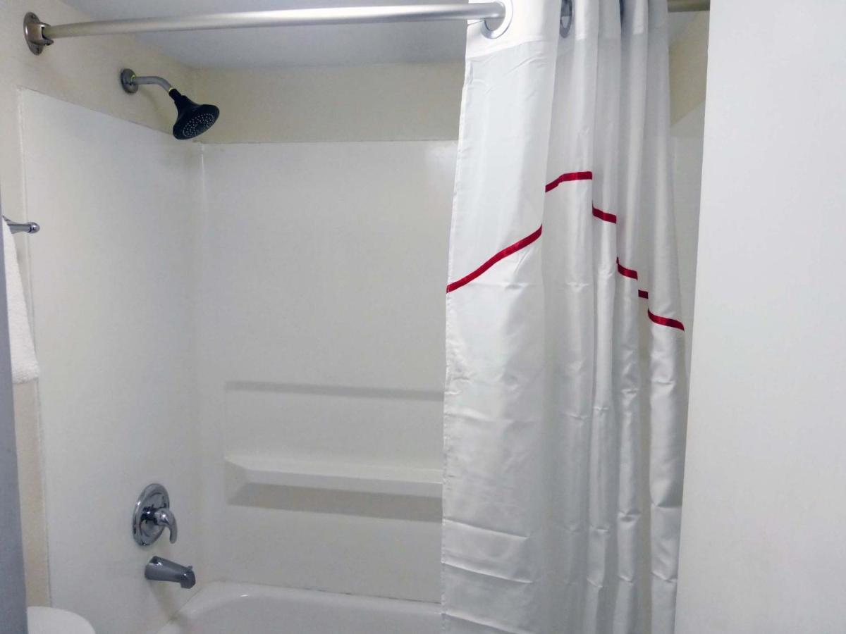 Red Roof Inn Walton - Richwood Bagian luar foto